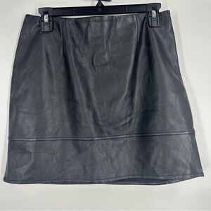 ASOS Women’s Black Faux Leather Mini Skirt Sz 6